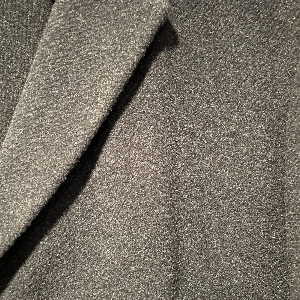 Parisian Classic black overcoat - Picture 4 of 7